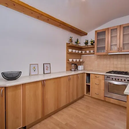 Skyline Penthouse With Terrace *