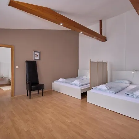 Skyline Penthouse With Terrace